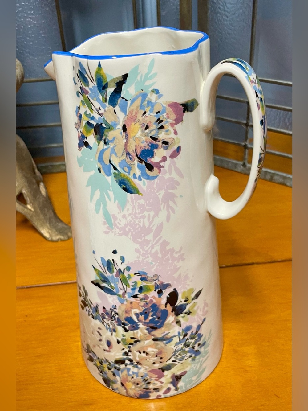 Anthropologie Gardenshire floral, handpainted Pitcher NEW - Picture 3 of 9